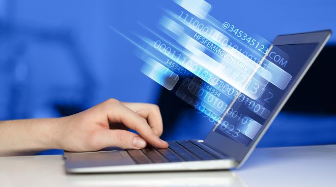 PUODO apeluje o więcej edukacji cyfrowej w programach nauczania dzieci